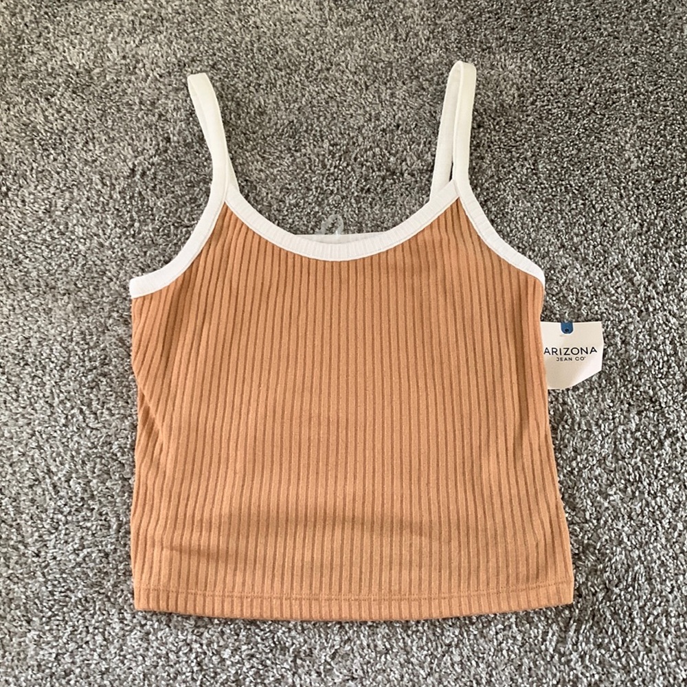 cropped tank top